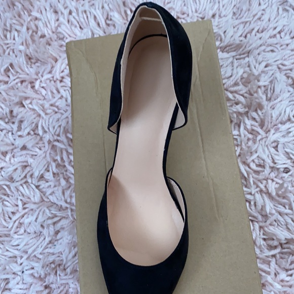 Black heels - Picture 4 of 5